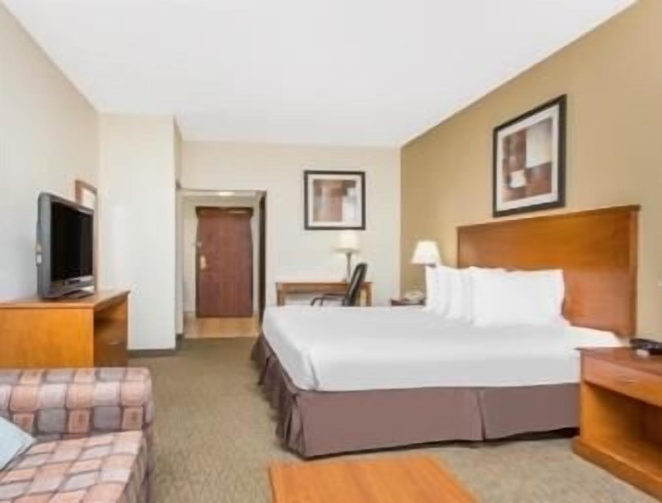 Days Inn By Wyndham Phenix City Near Fort Moore Kültér fotó