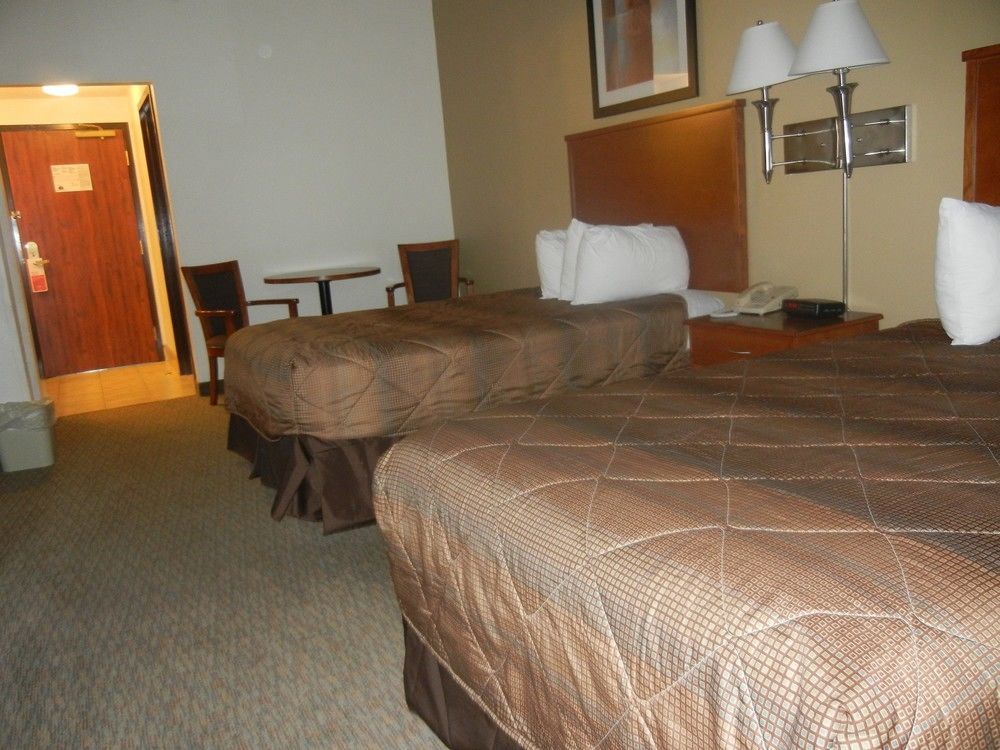 Days Inn By Wyndham Phenix City Near Fort Moore Kültér fotó