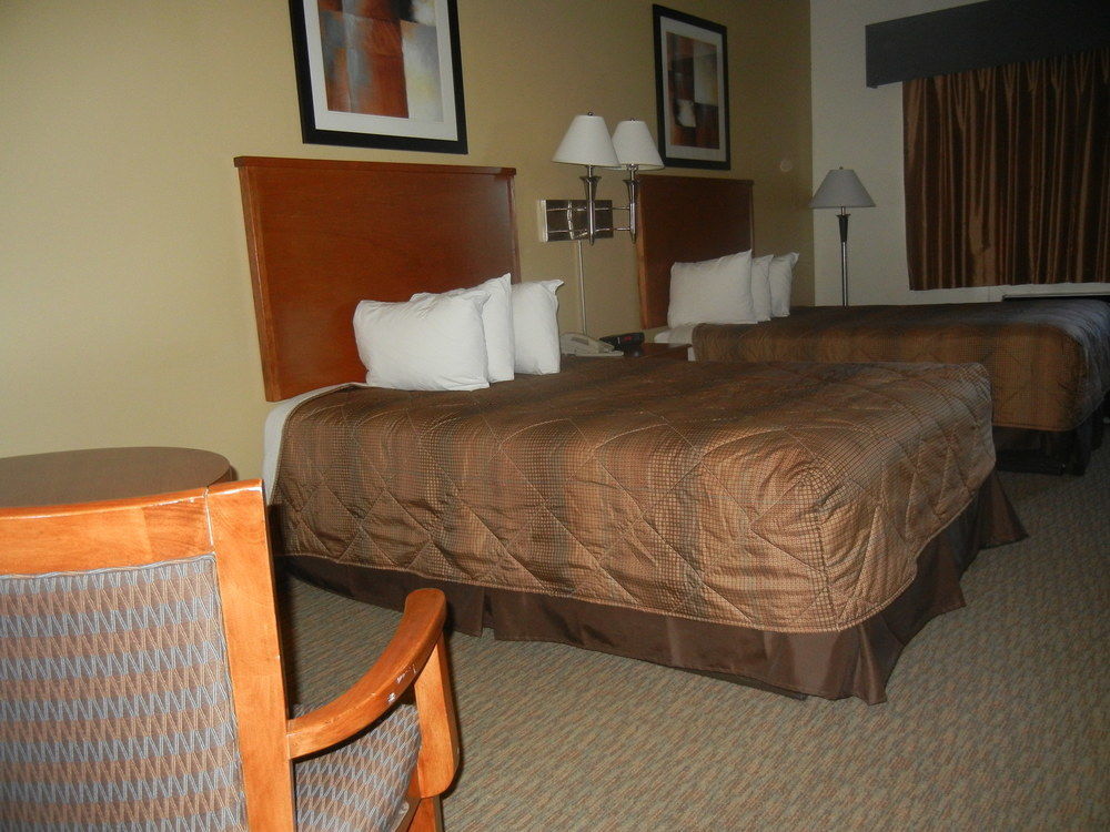 Days Inn By Wyndham Phenix City Near Fort Moore Kültér fotó